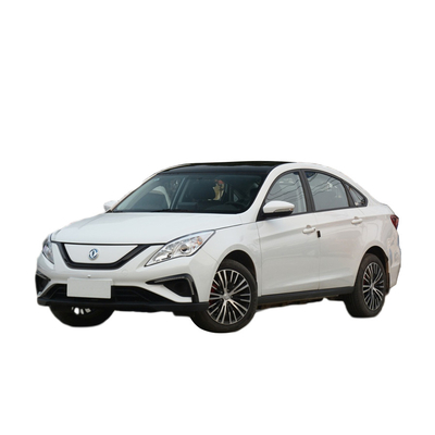 DONGFENG Pure EV Elektrikli Araçlar 5 Kişilik Araba NEDC 415KM Kilometre Tek Motorlu