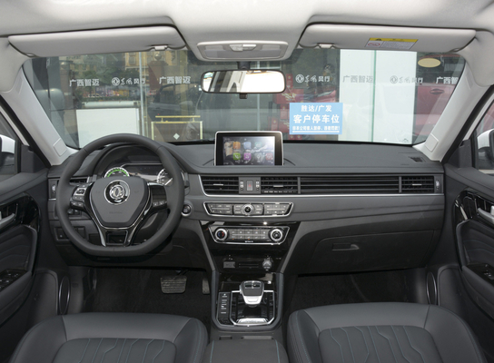 DONGFENG Pure EV Elektrikli Araçlar 5 Kişilik Araba NEDC 415KM Kilometre Tek Motorlu