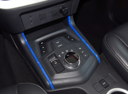 5 Koltuk EV Kamyonet Yeni Enerji Elektrikli Kamyon Kamyonet 5.2m Uzunluk RWD