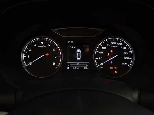 İki Tekerlekten Çekişli 4 Kapılı SUV Pikap 5 Koltuklu 1.8L Benzinli Turbo MAX Hız 160km/s