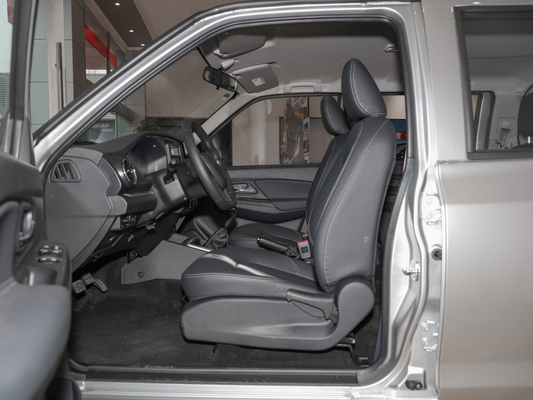 DONGFENG Arkadan Çekişli 2WD Kamyonet Dizel Motor 165HP 2.4L YUCHAI Motor