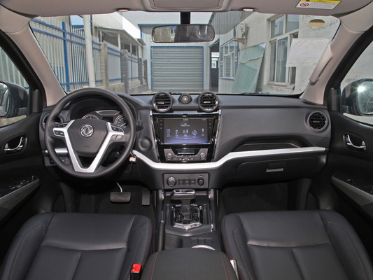 Çin Otomatik Şanzıman Dongfeng Pikap 4WD Diferansiyel Kilidi Doudle Sıra 5 Koltuk