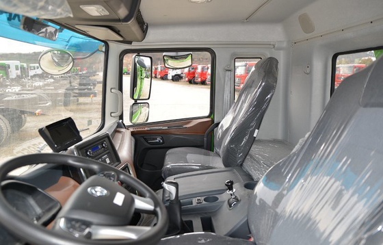 8x4 Ağır Damperli Kamyon Damperli 7.8m Kargo Tankı GVW 31000KG YUCHAI Motor