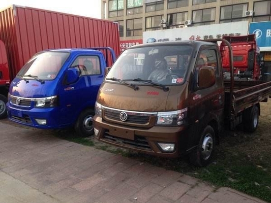 Dongfeng Hafif Kargo Kamyonu Benzinli 6 Tekerlekler 4x2 RWD Soldan Direksiyon