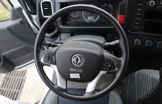 Soğutmalı Taşıma Hafif Kargo Kamyonu Dizel Motor Dingil Mesafesi 3300