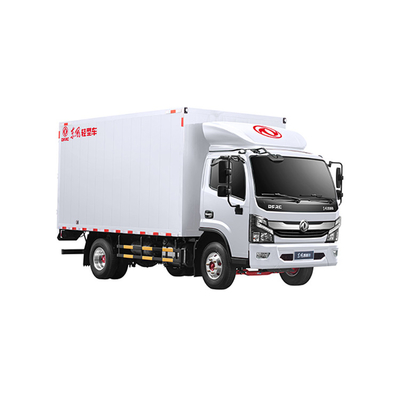 1730mm Genişlik Dongfeng Hafif Kargo Kamyonu GVW 3.5T - 4.5T Kabin NISSAN Motor
