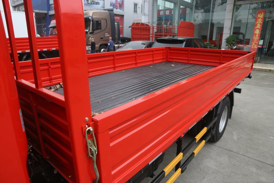 DONGFENG Trucks YUCHAI Motor Euro 2 Euro6 Emisyon Kolonu Plakalı Hafif Kargo Kamyonu