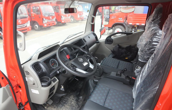Dizel Kutusu Van Kargo Kamyonu GVW 5.5 - 7.5T Kabin Genişliği 2030mm YUCHAI Motor
