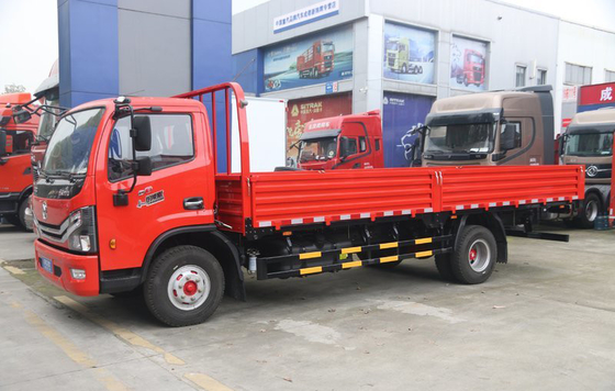 Çin GVW 18T Kolon Plakalı Hafif Kargo Kamyonu YUCHAI Motor 140KW Motor Gücü