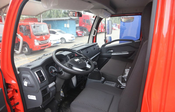 Çin GVW 18T Kolon Plakalı Hafif Kargo Kamyonu YUCHAI Motor 140KW Motor Gücü