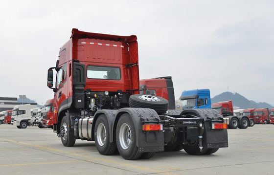 Euro 6 Emisyonları DONGFENG Traktör Kamyon 456hp Yüksek Güçlü Yakıt Dizel