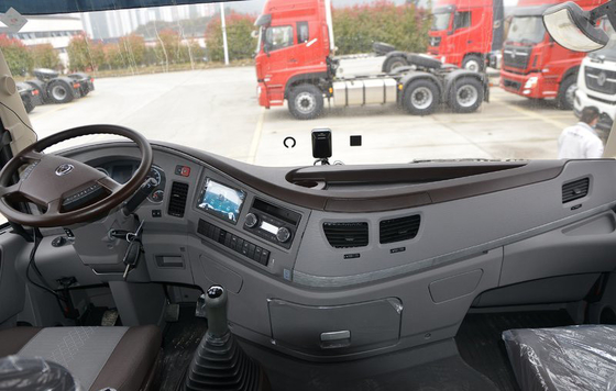 DONGFENG 600hp Dizel Traktör Kamyon Standart ESC ABS LDWS FCWS