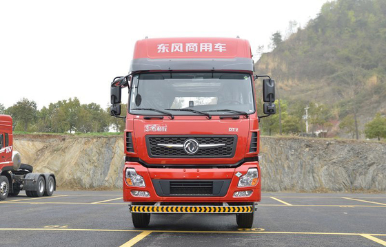 Çekiş Kütlesi 40 Ton LNG Taşıma Kamyonları 6x4 Traktör Yüksek Deplasmanlı Motor