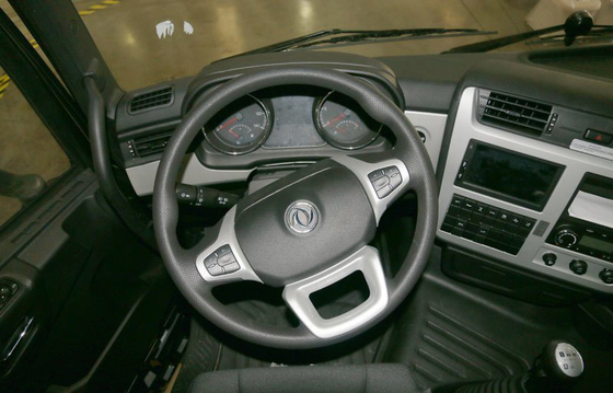 CNG Dongfeng Römork Kamyon Kafası 460HP 500HP 12 Dişli Manuel Şanzıman