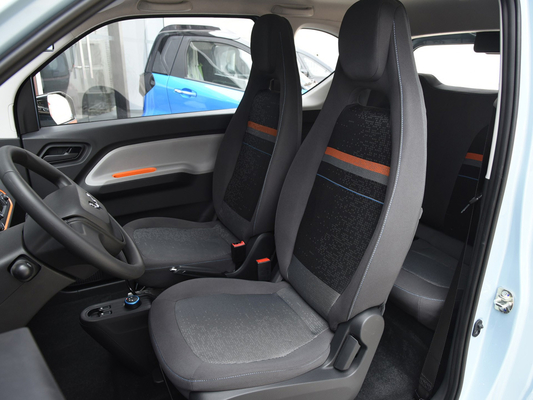 Mini 4 Koltuklu Küçük Elektrikli SUV Arabalar 20KW 27ps NEDC Aralığı 120KM RWD