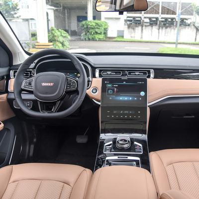 VGV 8AT 5 Kapı 7 Koltuk SUV FWD Standart Çevre Görüş Monitörü Benzinli Güç 2.0T