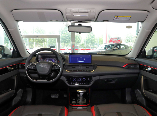 Panoramik Sunroof ile Dongfeng SUV Arabalar 5 Koltuk 150HP